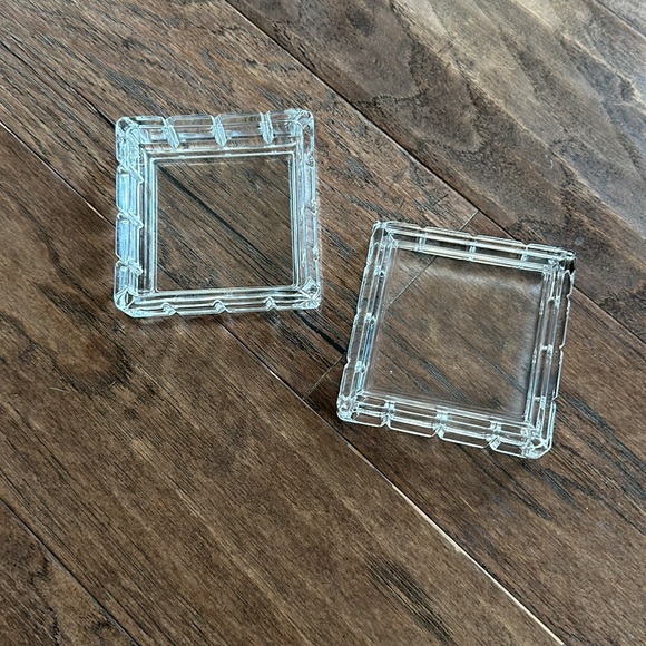 Vintage Trinket Box with Lid - Picture 2 of 3